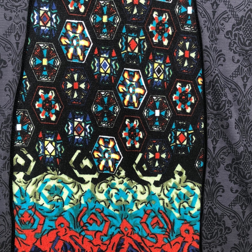 Papillon Sleeveless Dress - Picture 8 of 16